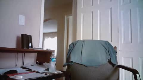 Snapshot of mikewulds chatting on September 30, 5:49 pm Mike online show from September 30, 5:49 pm