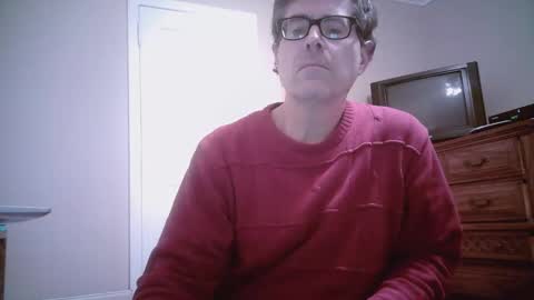 Snapshot of mikewulds chatting on February 12, 3:29 am Mike online show from February 12, 3:29 am