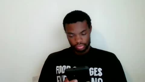 Snapshot of mikeybear562 chatting on December 23, 9:51 pm mikeybear562 online show from December 23, 9:51 pm