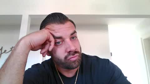 Snapshot of mikeydiesel55 chatting on October 5, 6:01 pm mikeydiesel55 online show from October 5, 6:01 pm