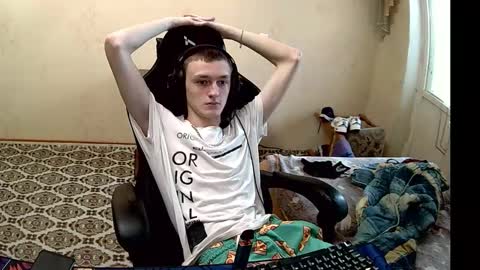 MikkiForus online show from September 11, 2:49 pm