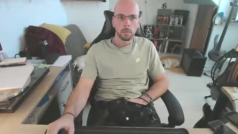 mikmik91 online show from April 7, 3:12 pm