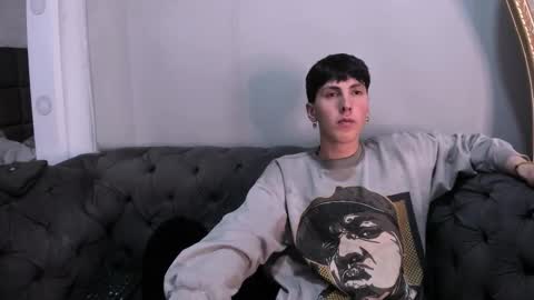 milanstone online show from November 20, 4:06 pm