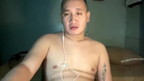 miles202395232 online show from October 19, 6:22 pm