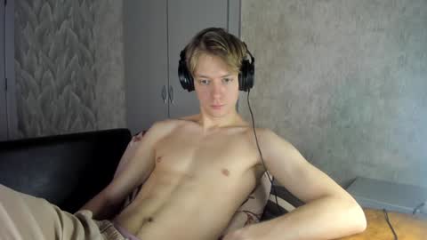 Isaac online show from February 7, 5:31 am