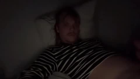 Snapshot of milkymitch chatting on January 9, 12:46 am Mimi online show from January 9, 12:46 am