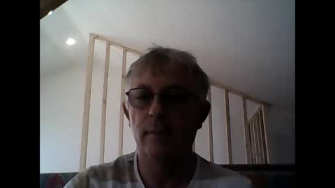 Snapshot of milu72 chatting on March 8, 2:05 pm milu72 online show from March 8, 2:05 pm
