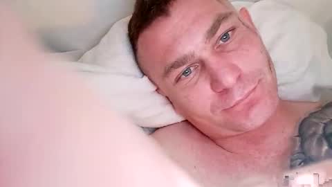 Milutki14325 online show from April 5, 4:47 pm