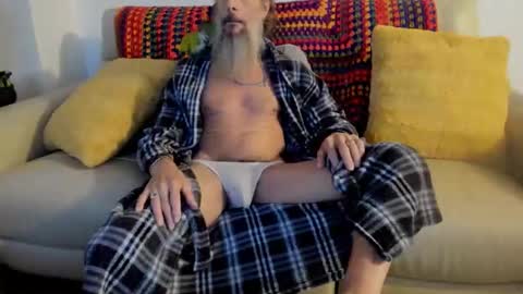 mindphuk online show from April 11, 12:07 am