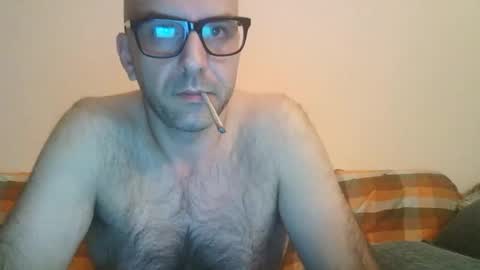 Snapshot of mirko245 chatting on October 11, 9:19 pm mirko245 online show from October 11, 9:19 pm