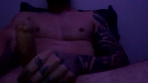 Snapshot of misfit_cock chatting on October 24, 8:05 am misfit_cock online show from October 24, 8:05 am