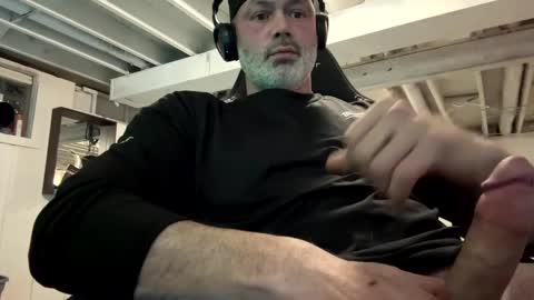 AJ online show from January 4, 5:48 am