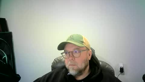 Mr. Happy online show from October 14, 6:53 am