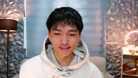 Snapshot of mister_officer chatting on January 19, 5:58 am SAINT SACHI will make your day online show from January 19, 5:58 am