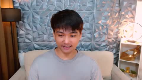 Snapshot of mister_officer chatting on February 28, 9:15 am SAINT SACHI will make your day online show from February 28, 9:15 am
