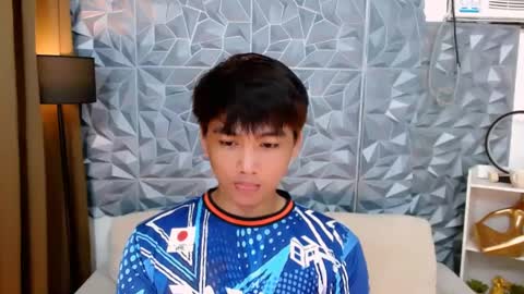 Snapshot of mister_officer chatting on March 9, 5:00 am SAINT SACHI will make your day online show from March 9, 5:00 am