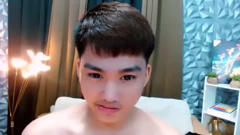 Snapshot of mister_officer chatting on September 15, 6:48 am SAINT SACHI will make your day online show from September 15, 6:48 am