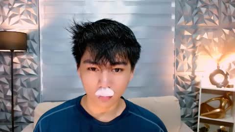 Snapshot of mister_officer chatting on December 15, 1:43 pm SAINT SACHI will make your day online show from December 15, 1:43 pm