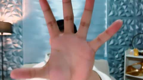 Snapshot of mister_officer chatting on December 24, 9:55 pm SAINT SACHI will make your day online show from December 24, 9:55 pm