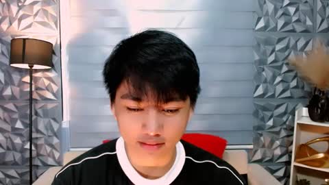 Snapshot of mister_officer chatting on December 20, 3:58 am SAINT SACHI will make your day online show from December 20, 3:58 am