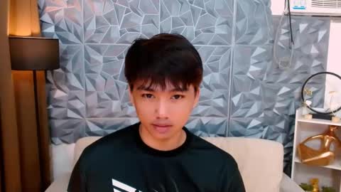 Snapshot of mister_officer chatting on March 4, 7:41 am SAINT SACHI will make your day online show from March 4, 7:41 am