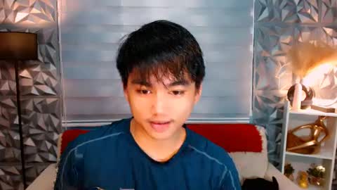Snapshot of mister_officer chatting on December 10, 3:33 pm SAINT SACHI will make your day online show from December 10, 3:33 pm