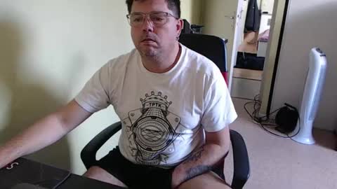 mistercoeur online show from October 18, 8:52 am