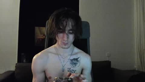 Snapshot of misterhult chatting on February 7, 3:30 pm My name is Anton Bogatyrev online show from February 7, 3:30 pm