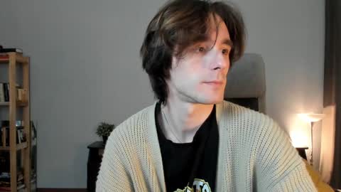 Snapshot of misterhult chatting on December 7, 2:57 pm My name is Anton Bogatyrev online show from December 7, 2:57 pm