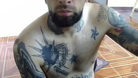     online show from March 5, 4:03 pm