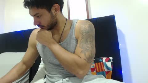 mistersam33 online show from January 21, 11:45 pm