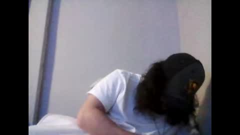 wassi2kezzy online show from January 10, 6:51 am