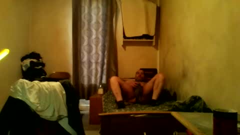 Snapshot of mito51 chatting on January 3, 3:33 pm mito51 online show from January 3, 3:33 pm
