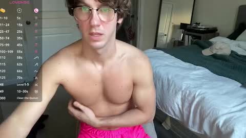 Leo online show from October 15, 12:24 pm