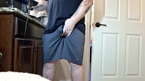 hoodyhoo online show from March 17, 6:43 pm