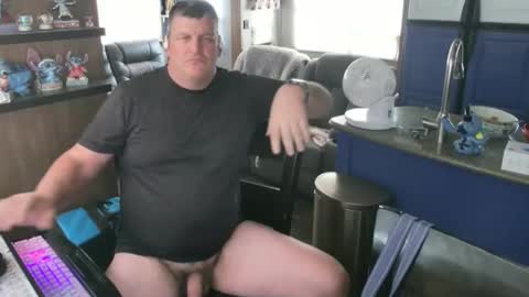 mmmthatsfunnn online show from April 23, 10:01 pm