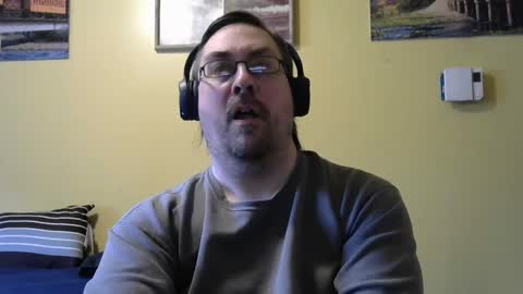 Snapshot of mmr45 chatting on March 8, 9:51 pm mmr45 online show from March 8, 9:51 pm