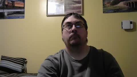 Snapshot of mmr45 chatting on December 24, 7:06 am mmr45 online show from December 24, 7:06 am