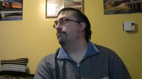 Snapshot of mmr45 chatting on December 26, 4:32 am mmr45 online show from December 26, 4:32 am