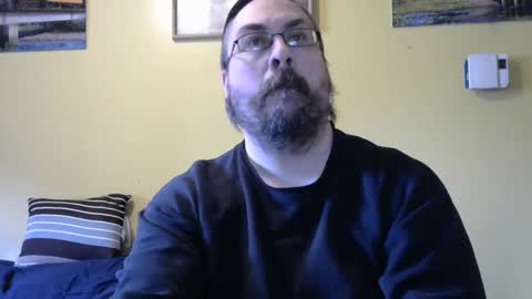 Snapshot of mmr45 chatting on February 4, 6:06 pm mmr45 online show from February 4, 6:06 pm