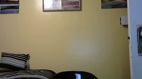 Snapshot of mmr45 chatting on October 7, 4:38 am mmr45 online show from October 7, 4:38 am