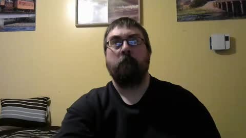 Snapshot of mmr45 chatting on December 3, 12:55 am mmr45 online show from December 3, 12:55 am