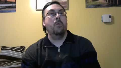 Snapshot of mmr45 chatting on January 5, 4:25 am mmr45 online show from January 5, 4:25 am