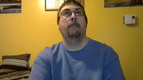 Snapshot of mmr45 chatting on December 27, 12:50 am mmr45 online show from December 27, 12:50 am