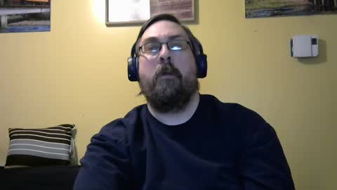 Snapshot of mmr45 chatting on February 17, 5:14 am mmr45 online show from February 17, 5:14 am