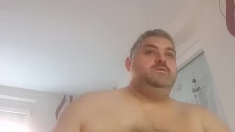 Tom online show from December 8, 10:52 am