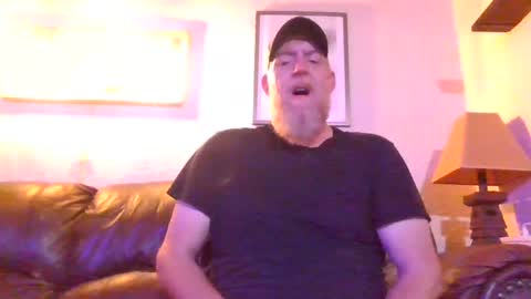 moeblick online show from November 1, 11:47 am