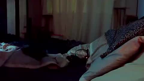 mojoe420 online show from November 30, 2:13 am