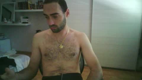 Snapshot of mollo20 chatting on September 18, 1:02 pm mollo20 online show from September 18, 1:02 pm