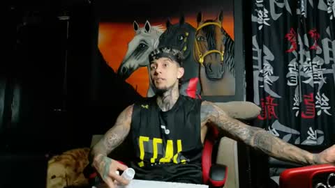 Molotov online show from October 22, 3:21 am